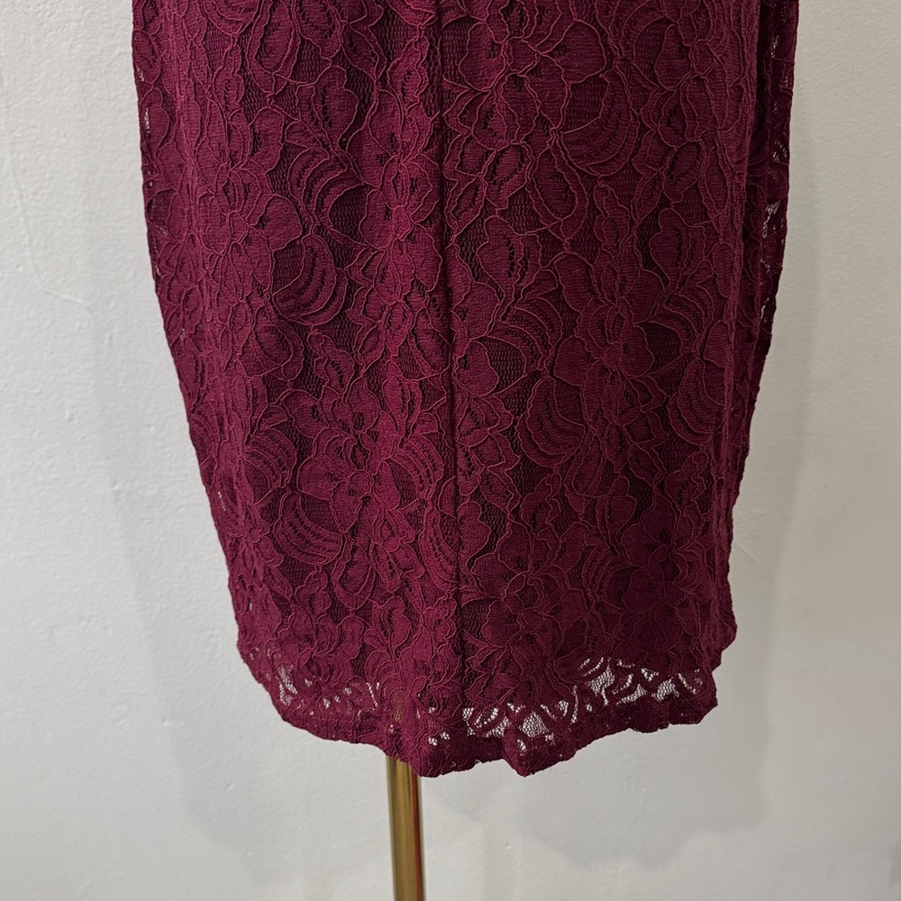 NWT 41 Hawthorn Burgundy Lace Dress | Size Medium | Elegant Semi-Formal MIDI - Picture 6 of 11